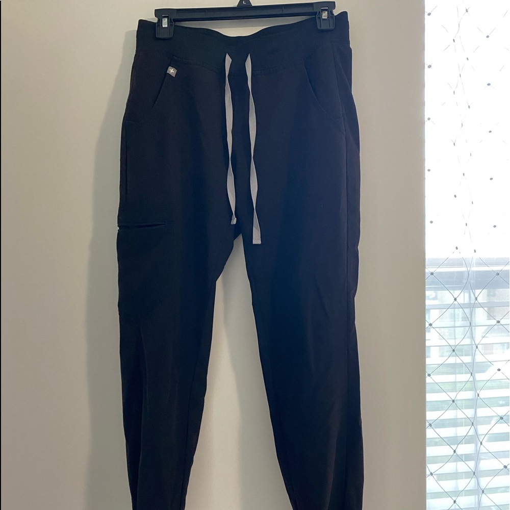 Figs jogger scrub pants